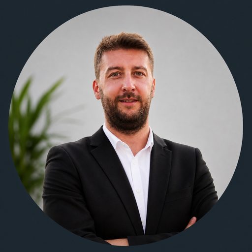 Hakan Gül Portresi